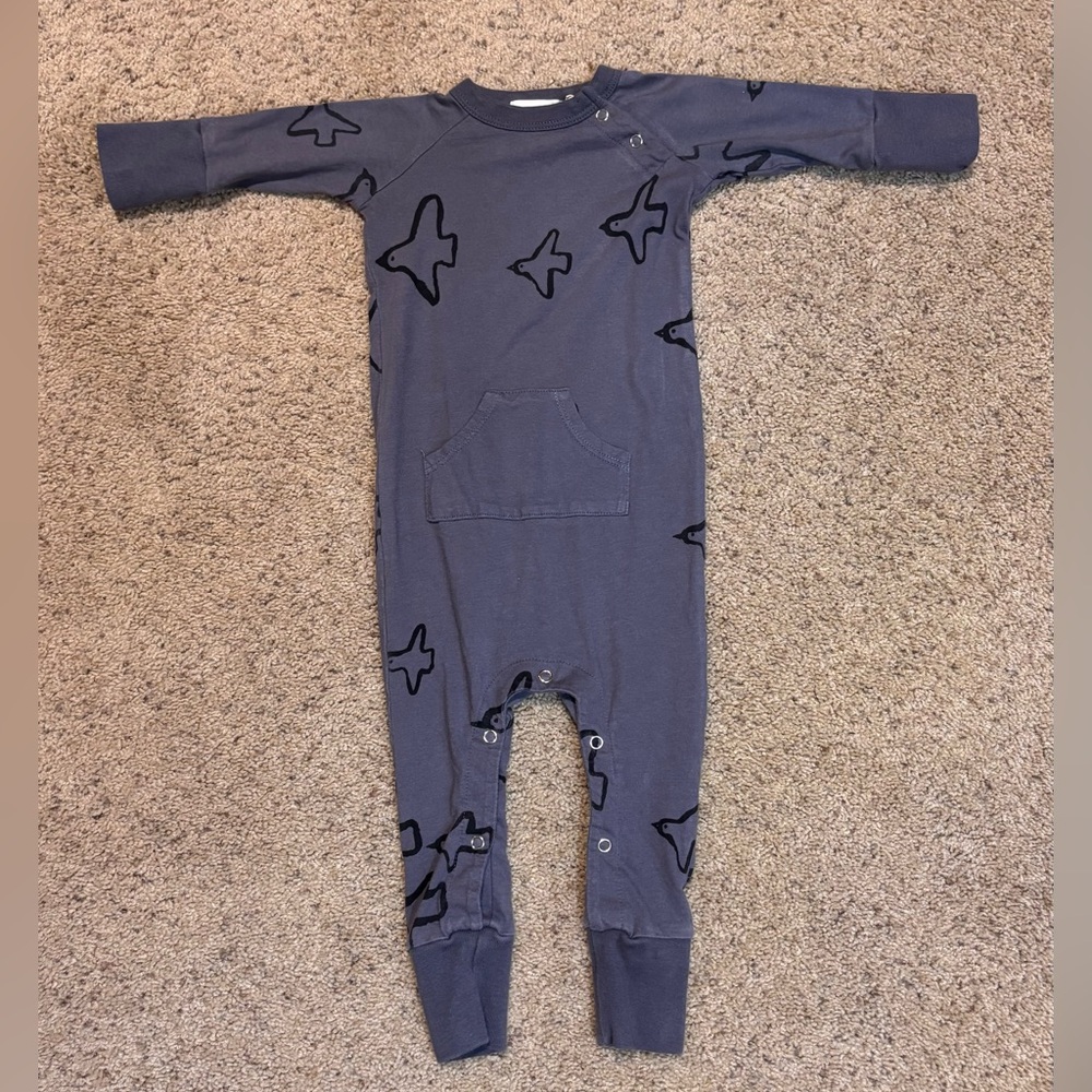Kid + Kind One Piece in Gray with Bird Pattern, size 6-12 months.